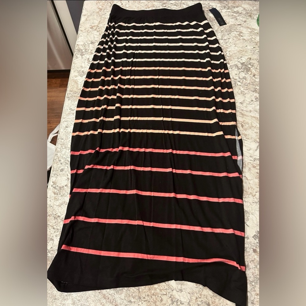 Apt 9 Women's Skirt Maxi Small Black Pink Ombre Stripes Stretch Elastic Waist